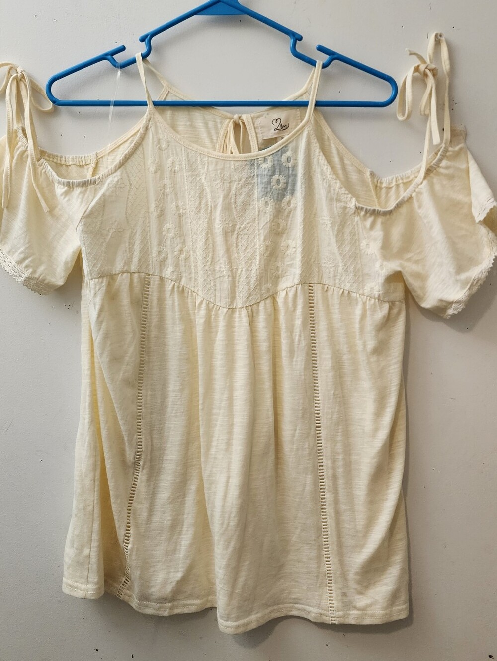 Boho Blu NWT S Top Off Shoulder Keyhole Back Creamy Fairy Cottagecore Babydoll